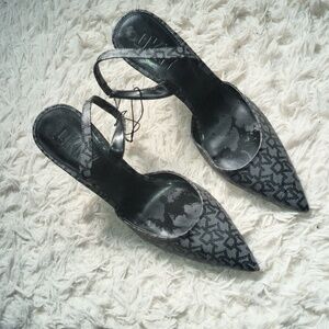 DKNY Logo Print Slingback Heels - Black & Gray - Size 11 - NWT